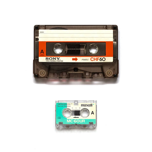 Cassette Sony y Microcasete Maxell MC-60R