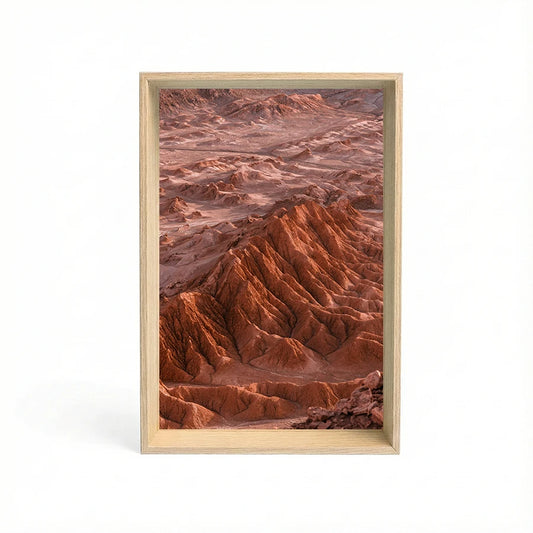 Marco de madera profundo con fotografía de desierto