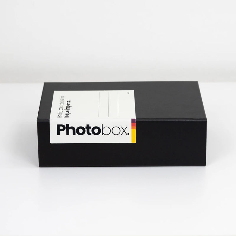 Caja de almacenamiento de fotos  negra Photobox lateral