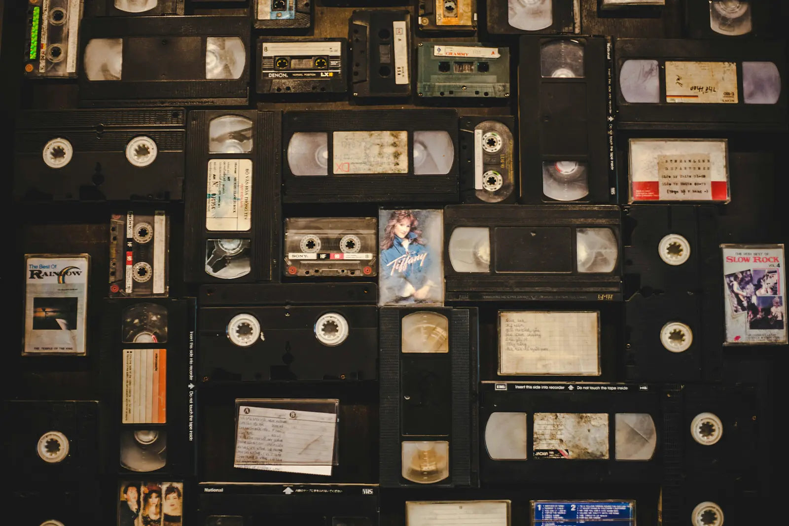 Varios Cassettes  y VHS 